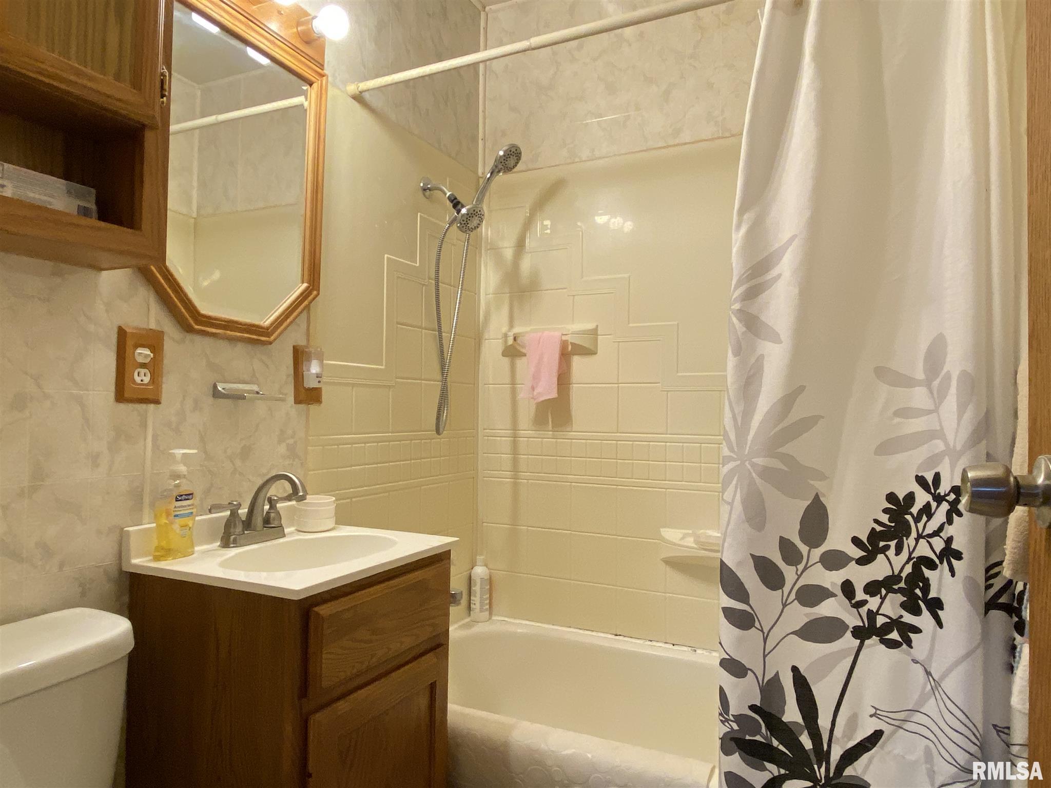211 Kaskaskia Road Marquette Heights, IL 61554 - Photo 15 of 32 Gallery Image 15