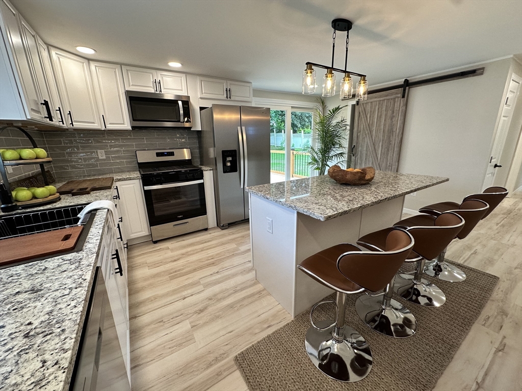 59 Racicot Avenue Webster, MA 01570 - Photo 4 of 40 Gallery Image 4