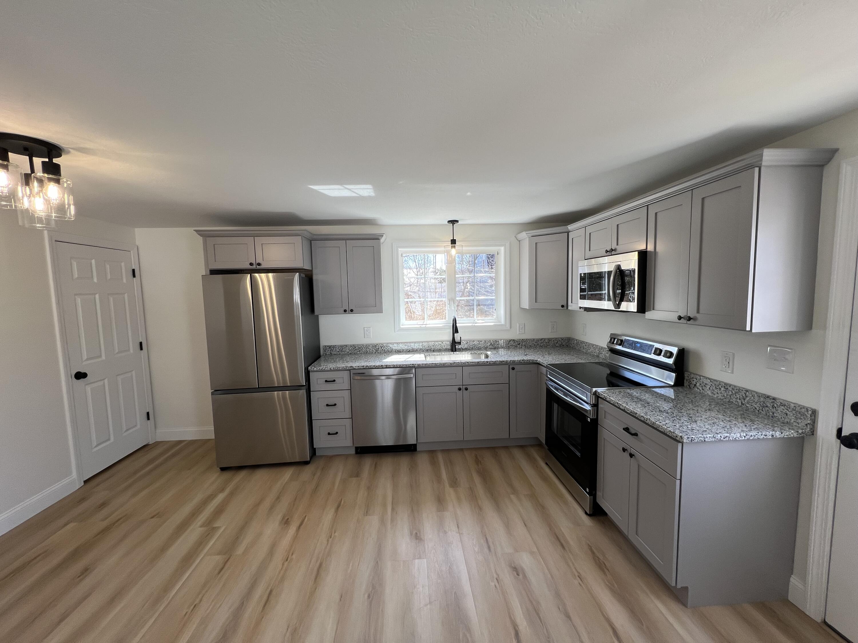 17 Dorsey Street Springvale, ME 04083 - Photo 4 of 28 IMG_7455