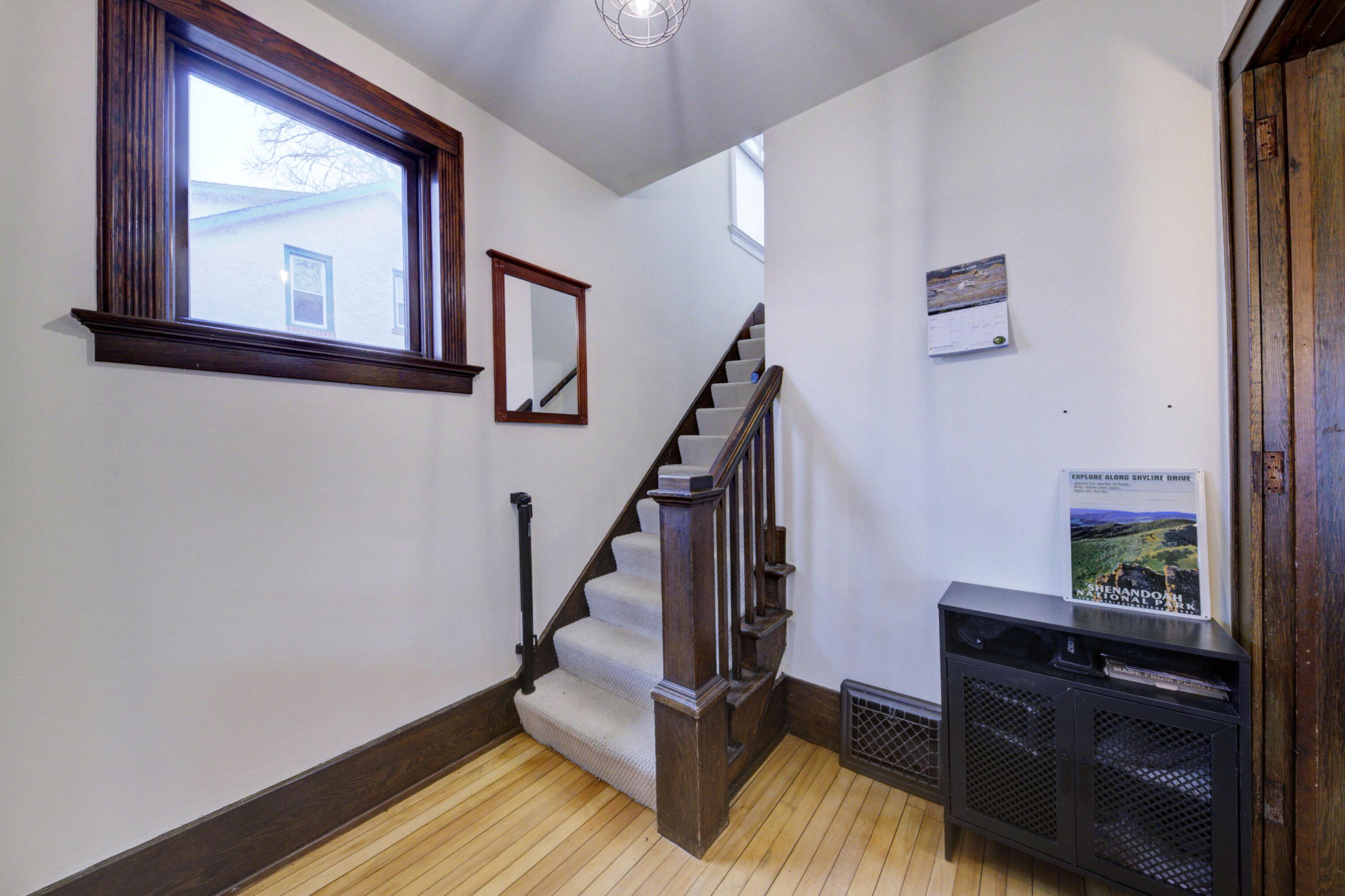 809 Sycamore Place Ann Arbor, MI 48104 - Photo 6 of 64 Stairs up