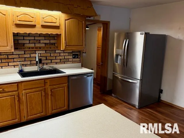 $140,000 | 84 South New Thompson Lake Road, Carbondale, IL 62901