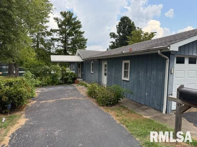 $140,000 | 84 South New Thompson Lake Road, Carbondale, IL 62901