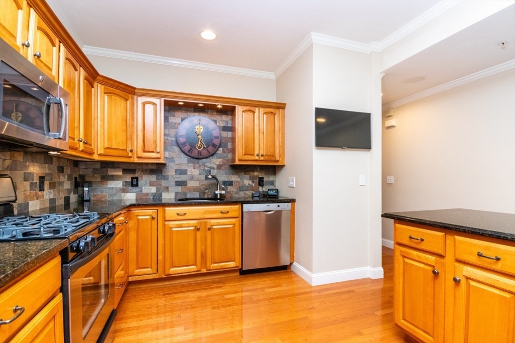 150 Spring Meadow Lane, Unit 150 Hanover, MA 02339 - Photo 4 of 42 Gallery Image 4
