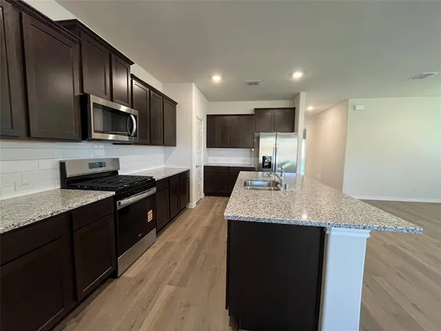 $2,450 | 2039 Liberty Crossing Avenue, Royse City, TX 75189