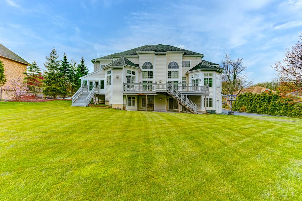 26 Coachman Ridge Road Shrewsbury, MA 01545 - Photo 5 of 42 Gallery Image 5