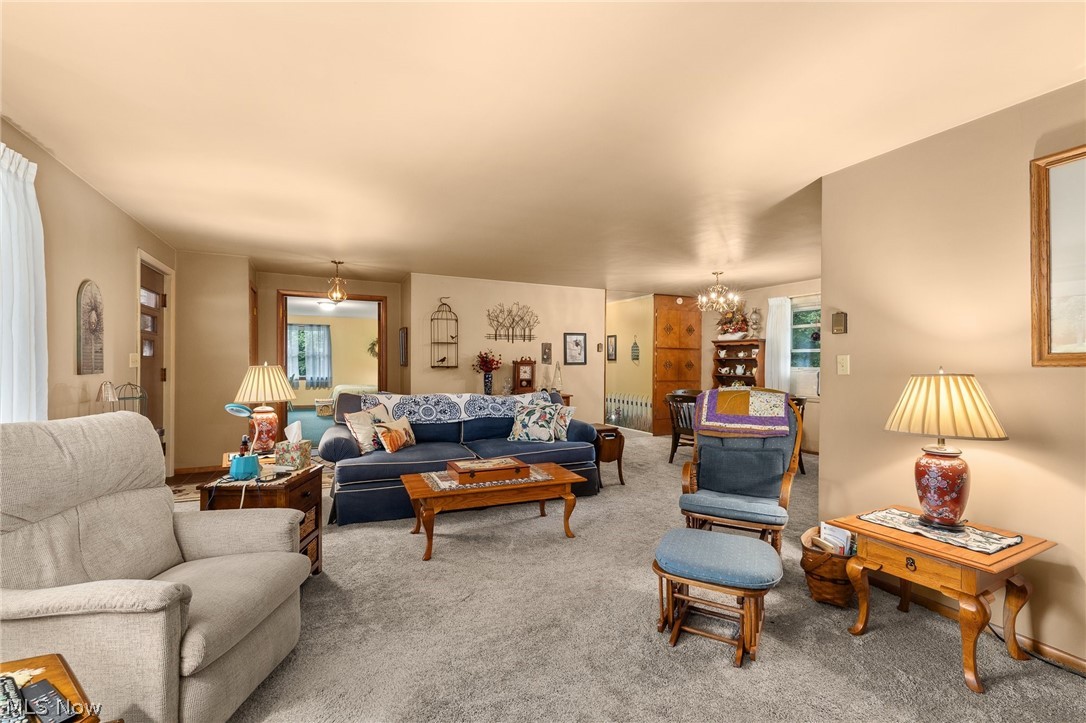 1807 Hanley Road West Mansfield, OH 44904 - Photo 3 of 38 Gallery Image 3