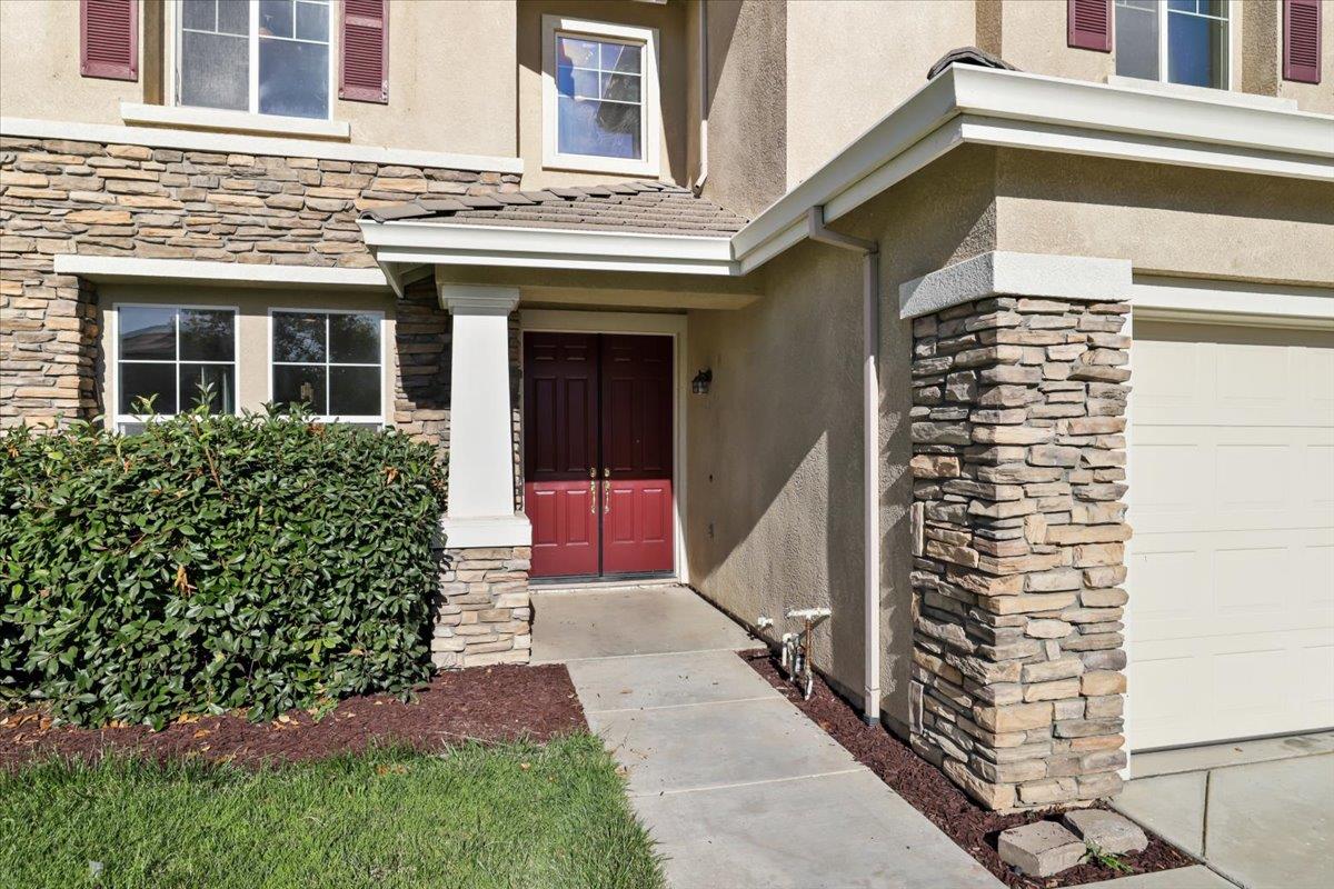 4467 Glenbrook Drive Tracy, CA 95377 - Photo 3 of 26