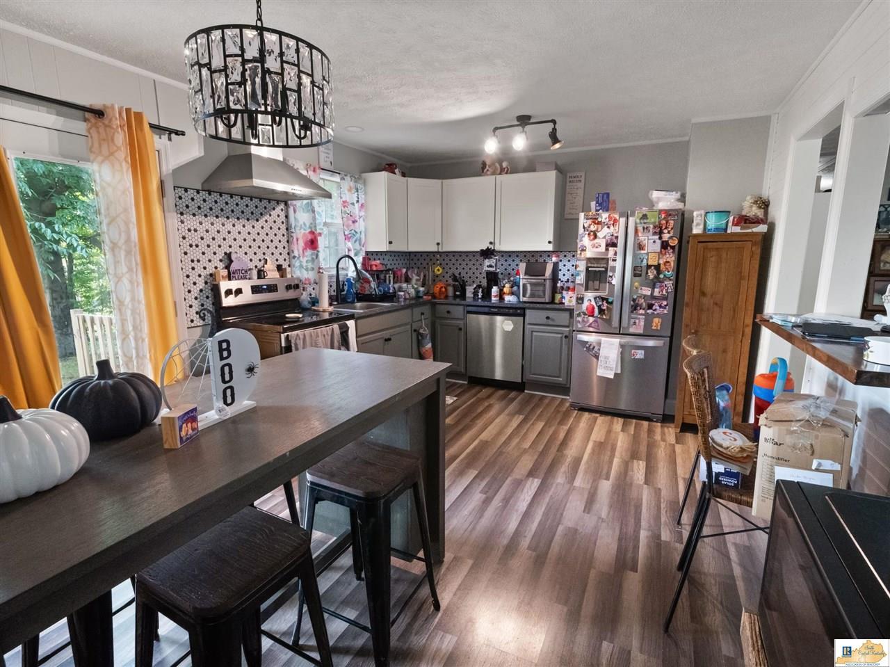 131 Wayne Poynter Road Edmonton, KY 42129 - Photo 5 of 63 Gallery Image 5