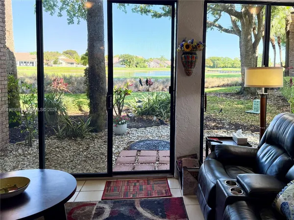 $195,000 | 8033 Aberdeen Drive, Unit 102, Boynton Beach, FL 33472