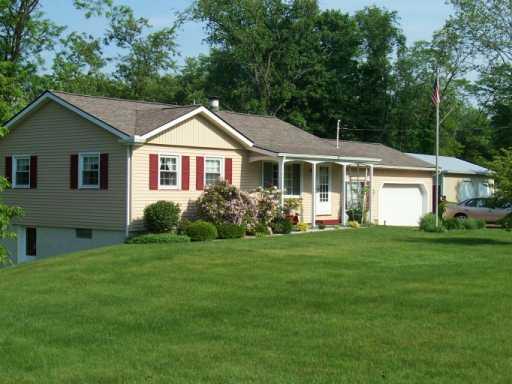 1557 Old Pulaski Road New Castle, PA 16105 - Photo 6 of 8 Gallery Image 6