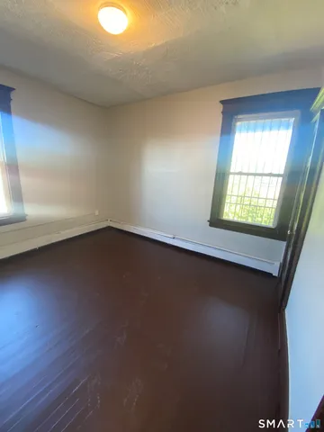 $1,275 | 850 Park Street, Unit 3E, Hartford, CT 06106