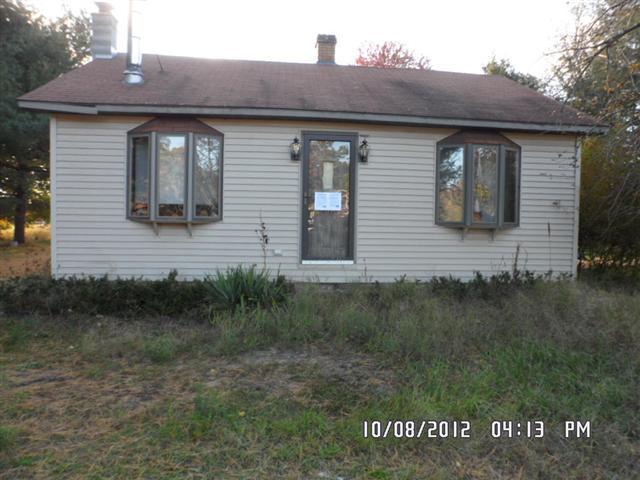 7213 Michigan Avenue Rothbury, MI 49452 - Photo 1 of 8 Primary Photo