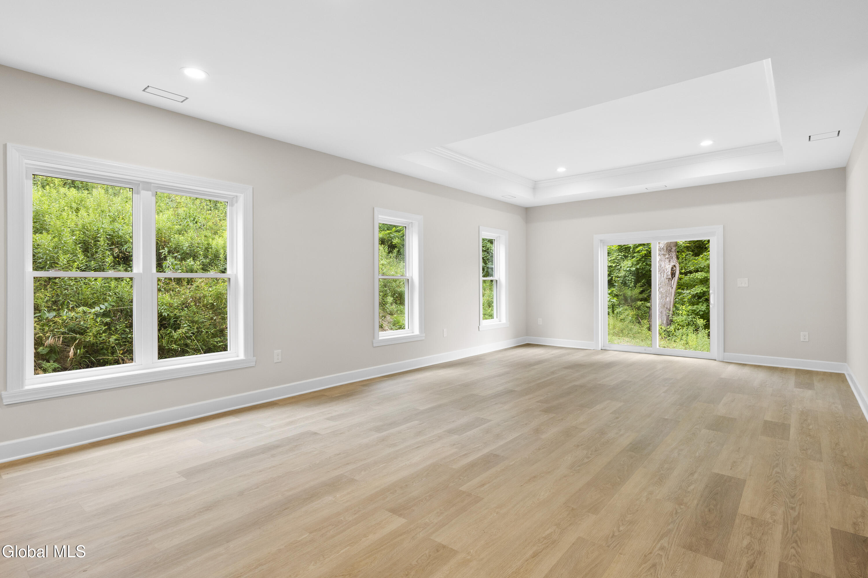 229 Cemetery Road Troy, NY 12182 - Photo 17 of 27 37-IMG_9699