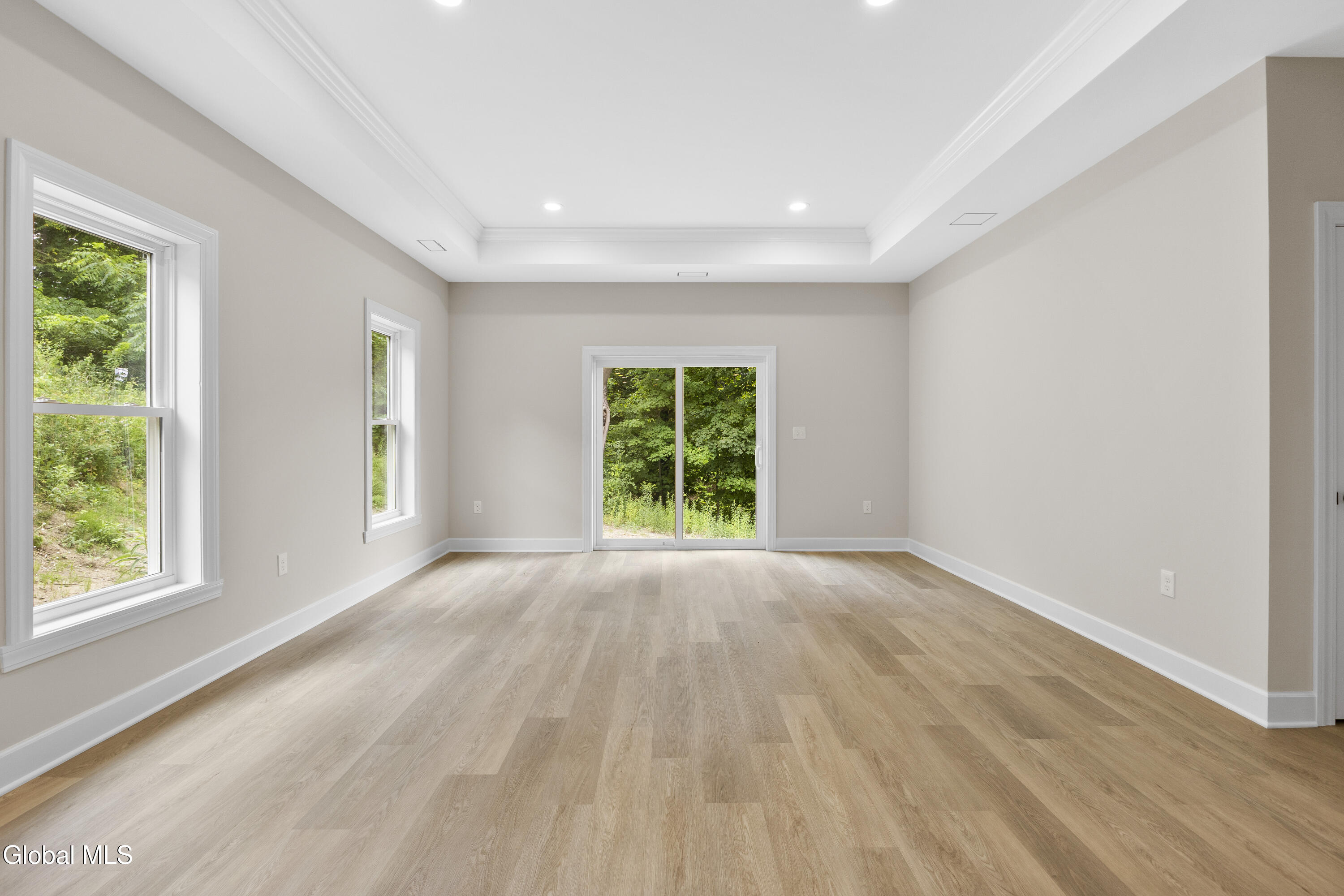 229 Cemetery Road Troy, NY 12182 - Photo 19 of 27 38-IMG_9706