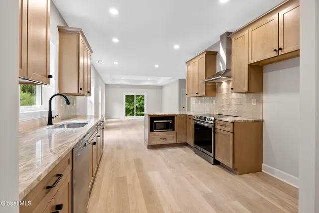 $368,000 | 229 Cemetery Road, Troy, NY 12182