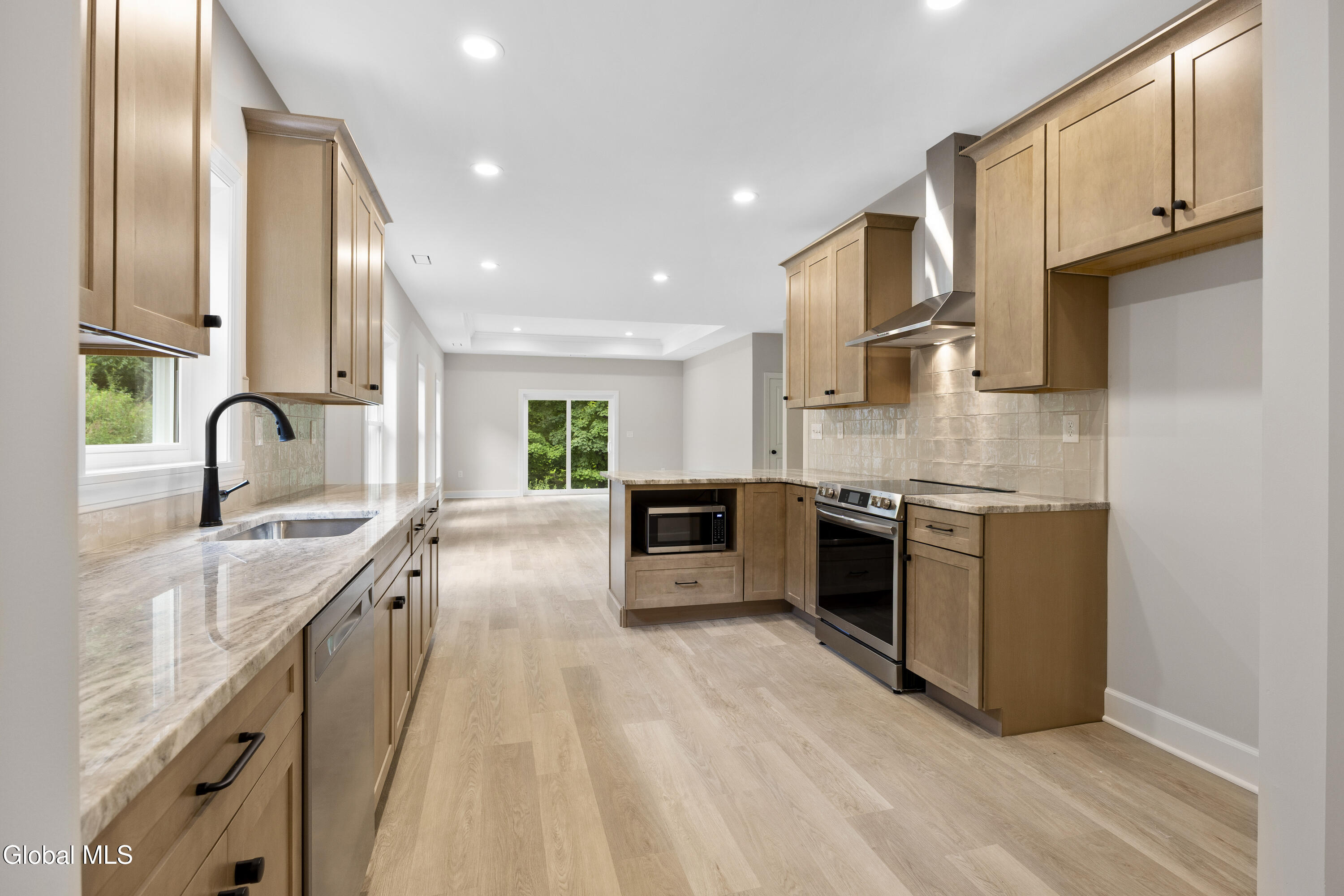 229 Cemetery Road Troy, NY 12182 - Photo 10 of 27 32-IMG_9662