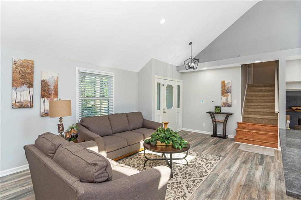 11533 Haverstick Road Carmel, IN 46033 - Photo 8 of 31 Gallery Image 8