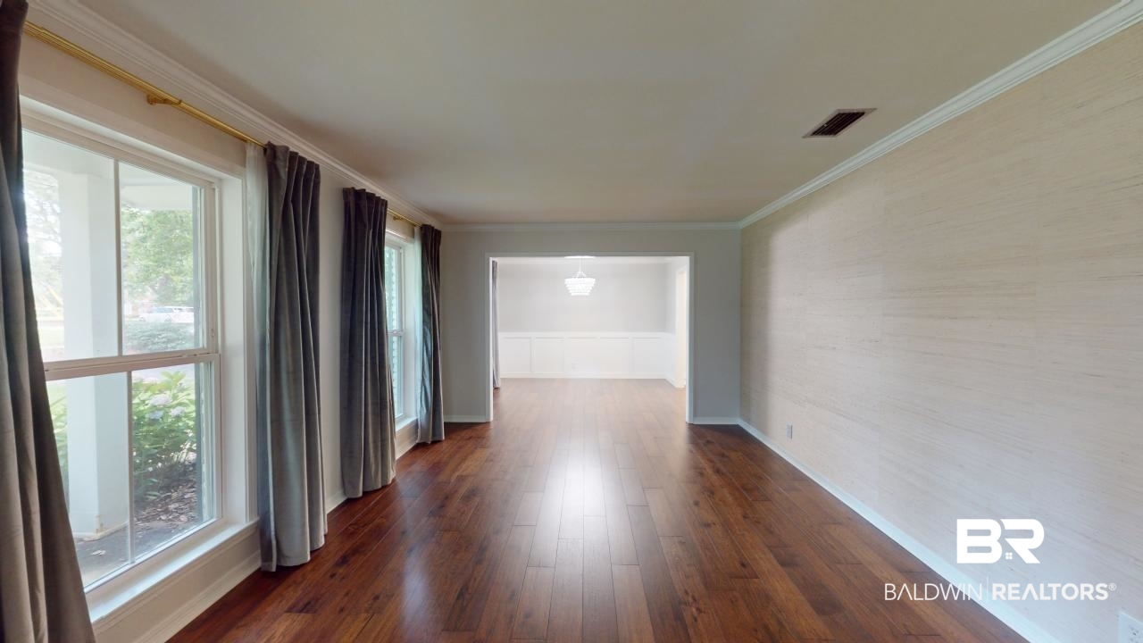4301 Bit And Spur Road Mobile, AL 36608 - Photo 4 of 26