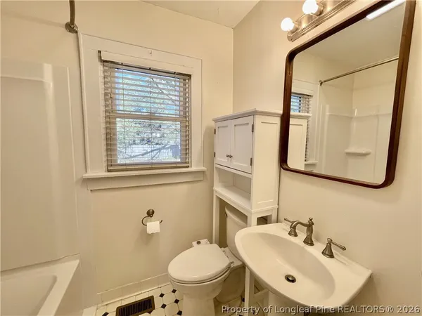 $1,395 | 2532 McNeill Circle, Fayetteville, NC 28303