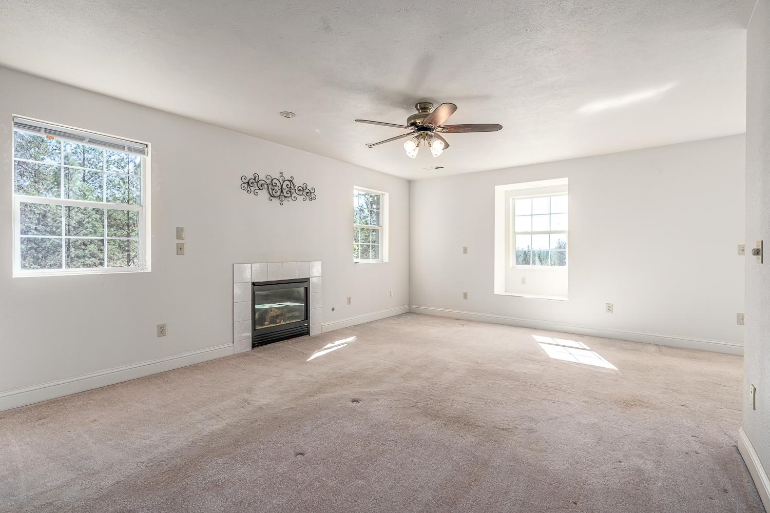 32928 North Hardesty Road Chattaroy, WA 99003 - Photo 13 of 49