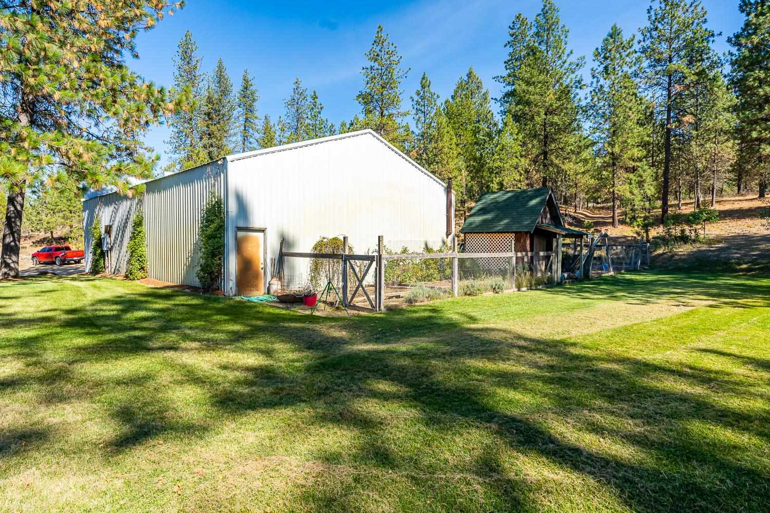 32928 North Hardesty Road Chattaroy, WA 99003 - Photo 33 of 49
