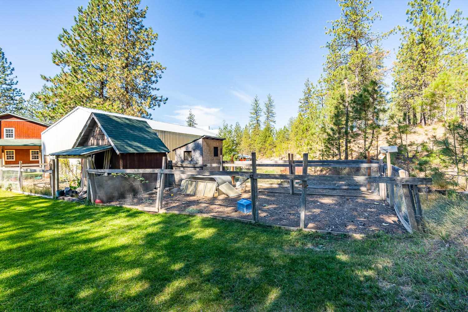 32928 North Hardesty Road Chattaroy, WA 99003 - Photo 34 of 49
