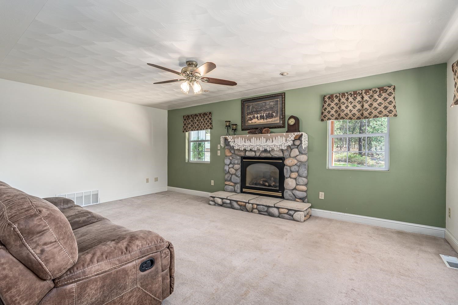 32928 North Hardesty Road Chattaroy, WA 99003 - Photo 10 of 49