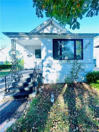 $850 | 300 Springville Avenue, Unit 2, Amherst, NY 14226
