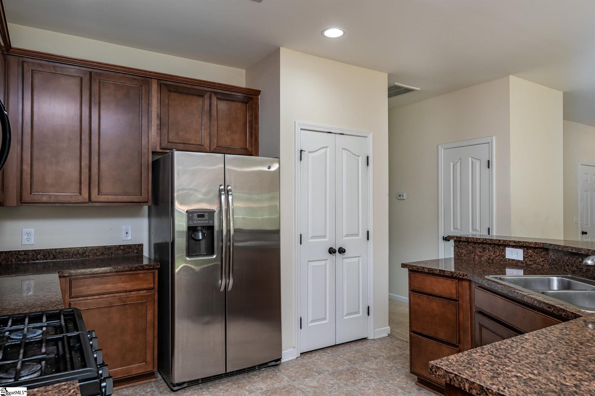 407 Millervale Road Greer, SC 29650 - Photo 7 of 36 Gallery Image 7