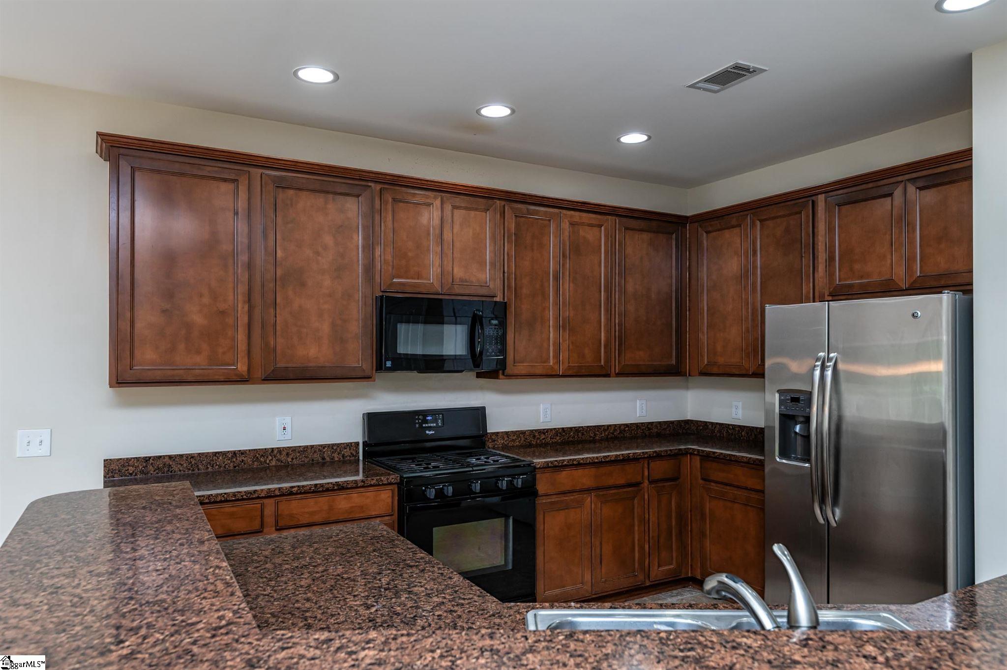 407 Millervale Road Greer, SC 29650 - Photo 8 of 36 Gallery Image 8