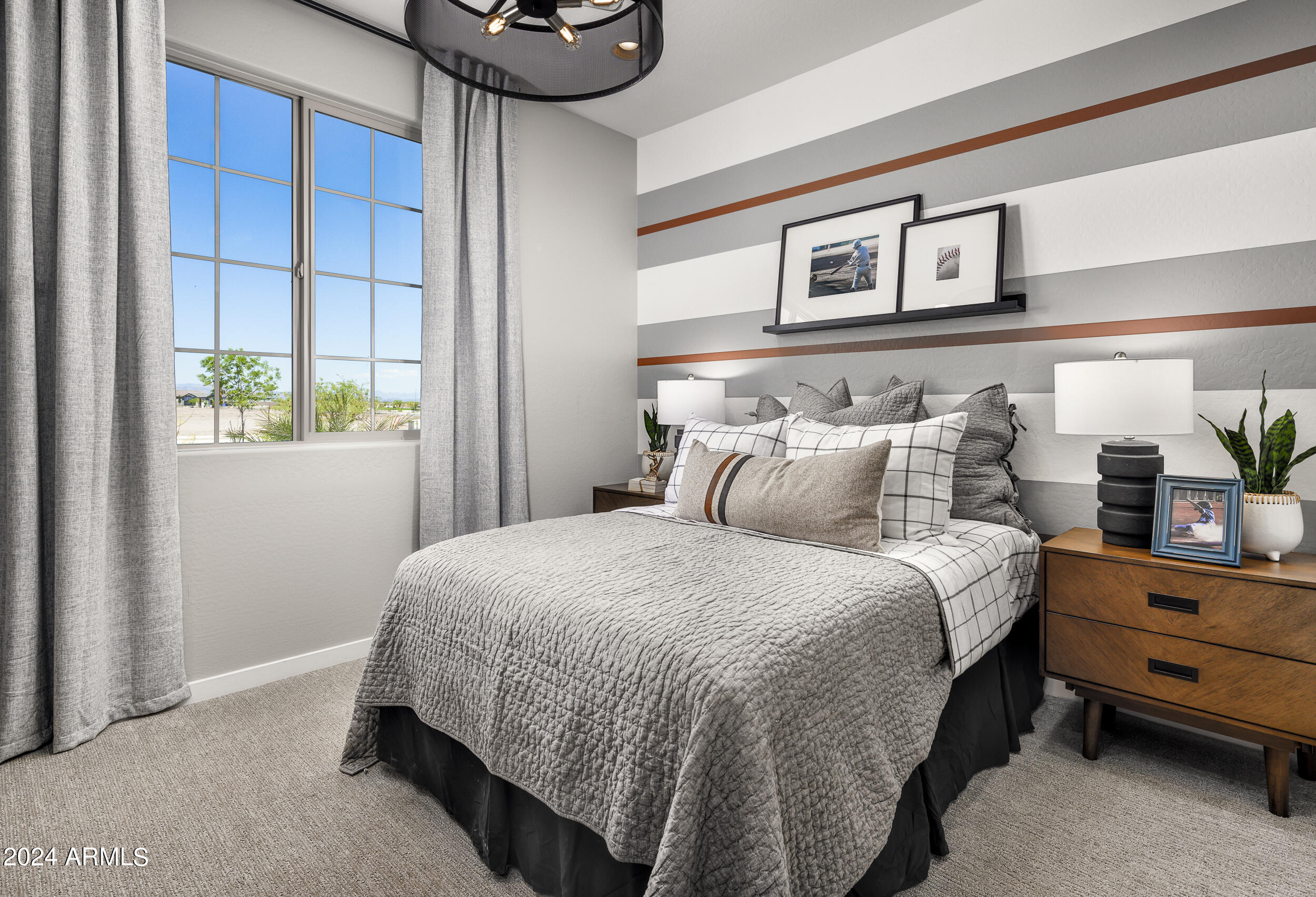 1099 Fremont Pass Apache Junction, AZ 85120 - Photo 12 of 45 a bedroom with a bed and a window