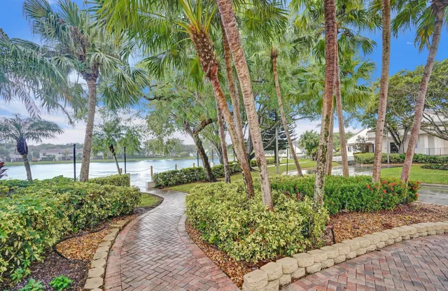 $279,000 | 2768 Carambola Circle South, Unit 301, Coconut Creek, FL 33066