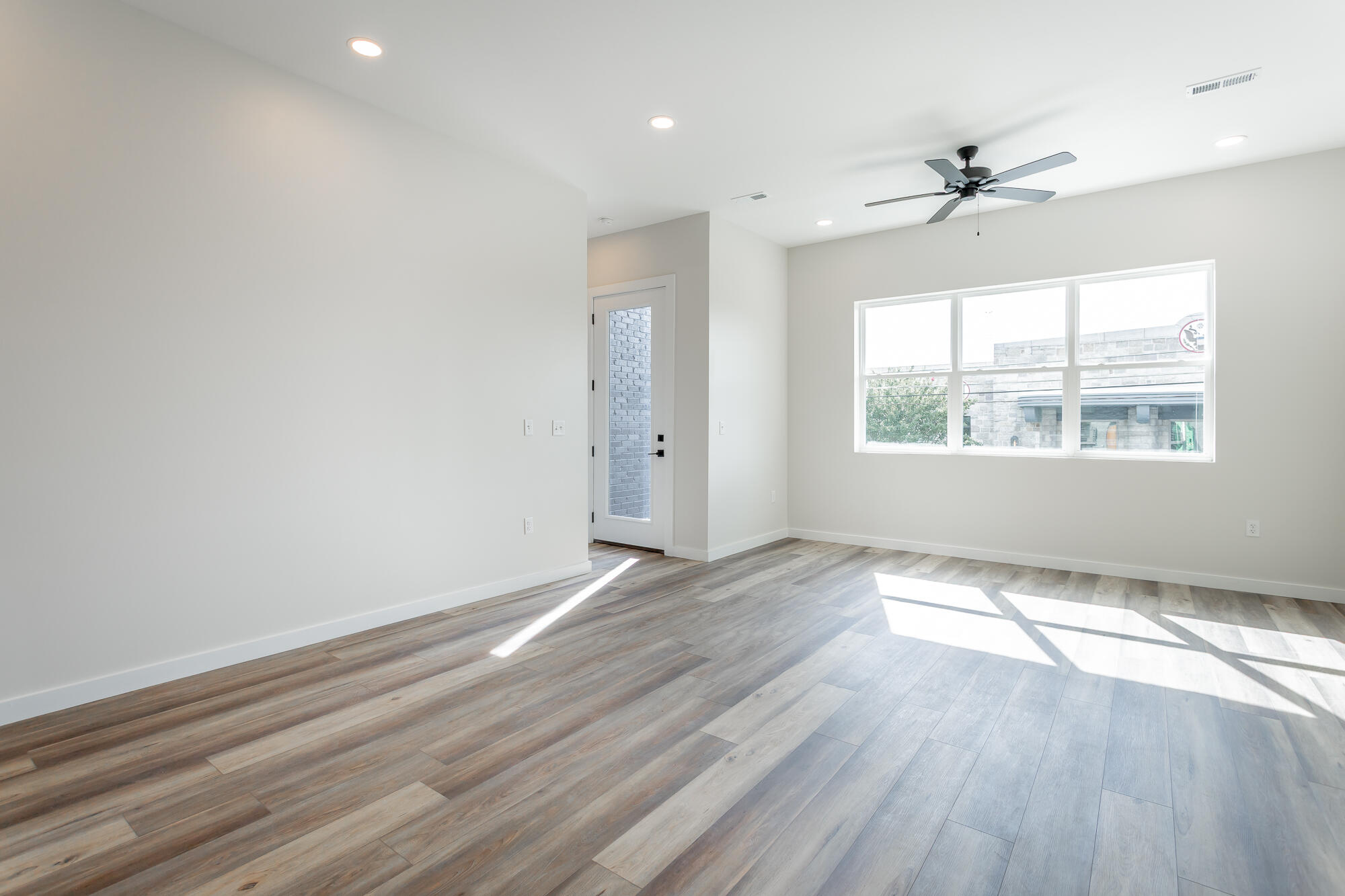 1861 Zeta Way Chattanooga, TN 37404 - Photo 22 of 34 1859 Xeta Way HD-14