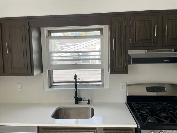 $3,500 | 287 Mary Lou Avenue, Unit 2, Yonkers, NY 10703