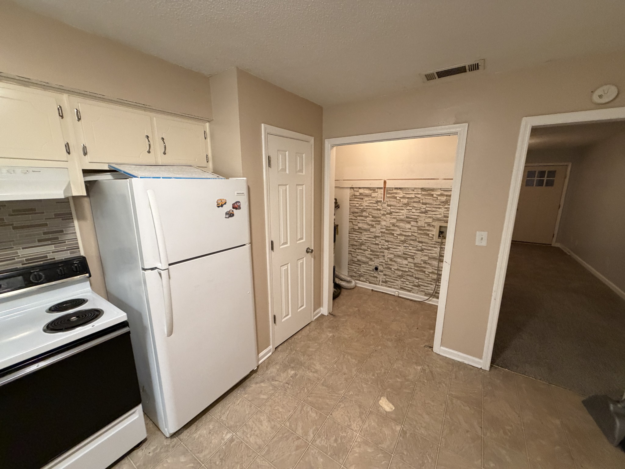 1817 Daisy Court Murfreesboro, TN 37128 - Photo 3 of 4