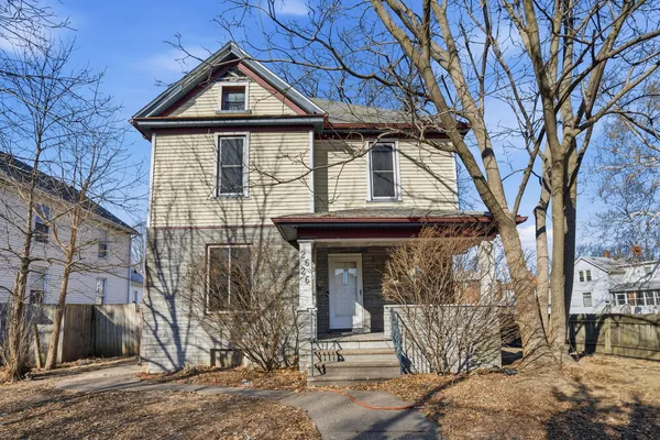 $238,500 | 2626 Brady Street, Davenport, IA 52803
