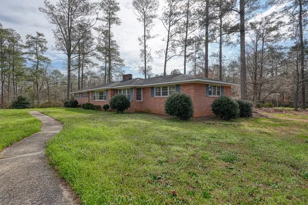 $250,000 | 3989 West 72nd Highway, Clinton, SC 29325