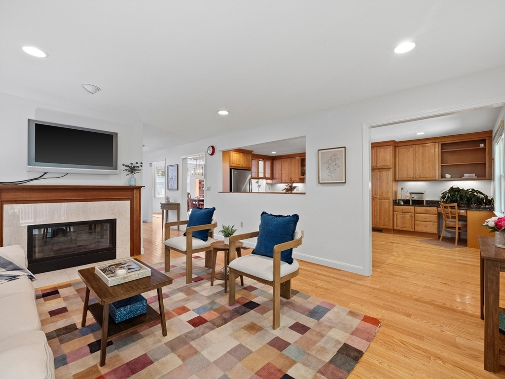 4 Quail Run, Unit 4 Acton, MA 01720 - Photo 5 of 35
