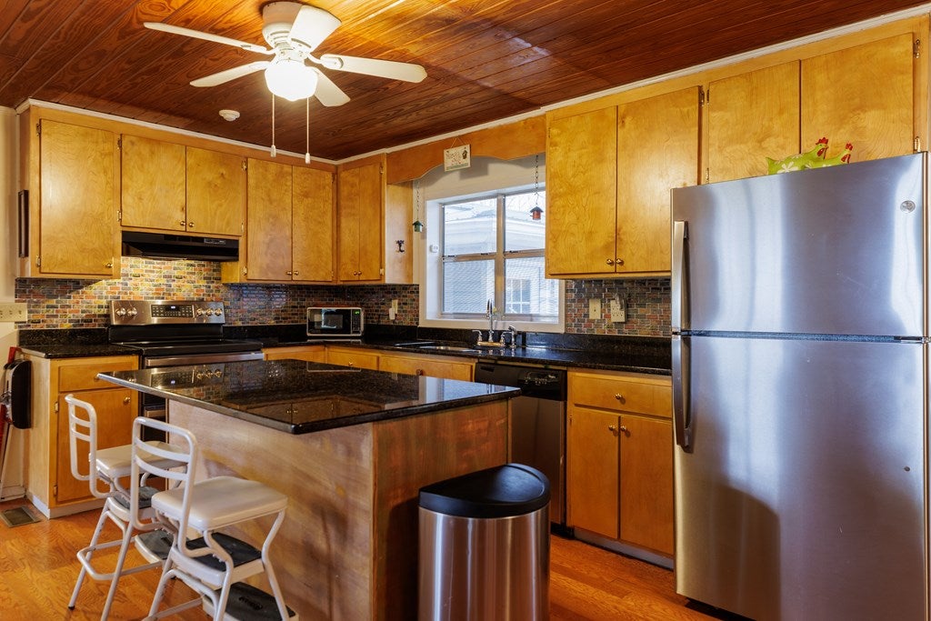998 Fellowship Road Hahira, GA 31632 - Photo 8 of 79 Gallery Image 8