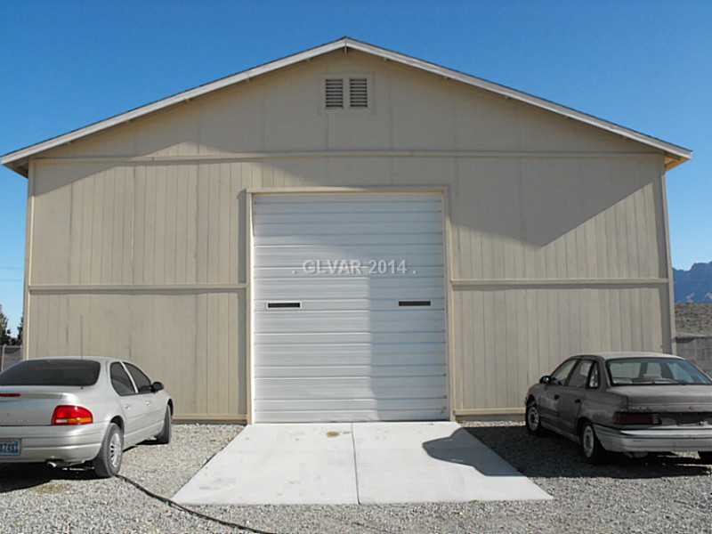 4411 Tiger Road, Unit WOW Pahrump, NV 89048 - Photo 3 of 26 Shop/Service Bay(s). AN AMAZING SHOP WITH ROLL UP DOORS AT BOTH ENDS! DRIVE THRU! PLUMBED FOR RESTROOM AND RV DUMP TOO!
