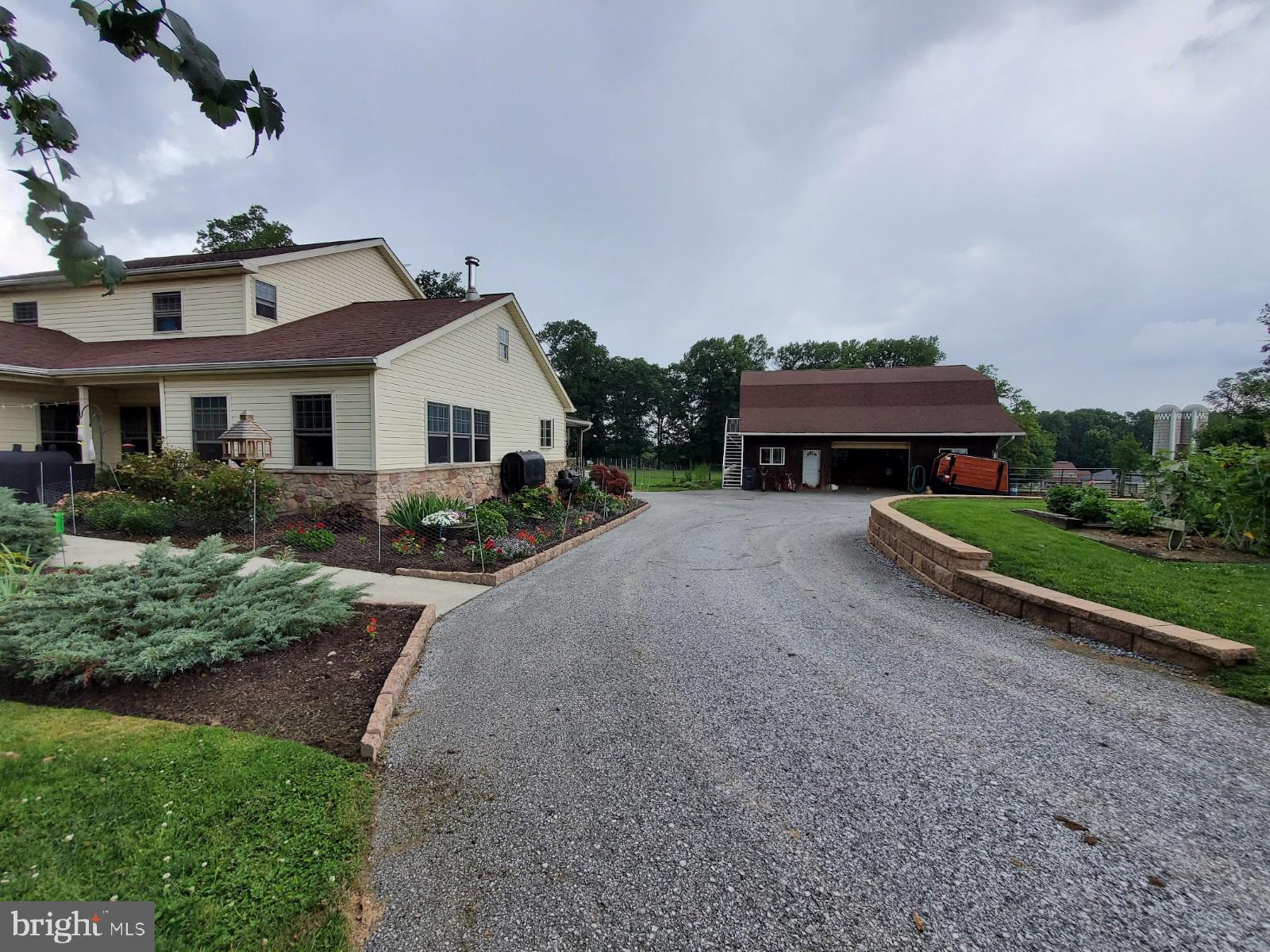 1669 Mine Road Paradise, PA 17562 - Photo 2 of 68