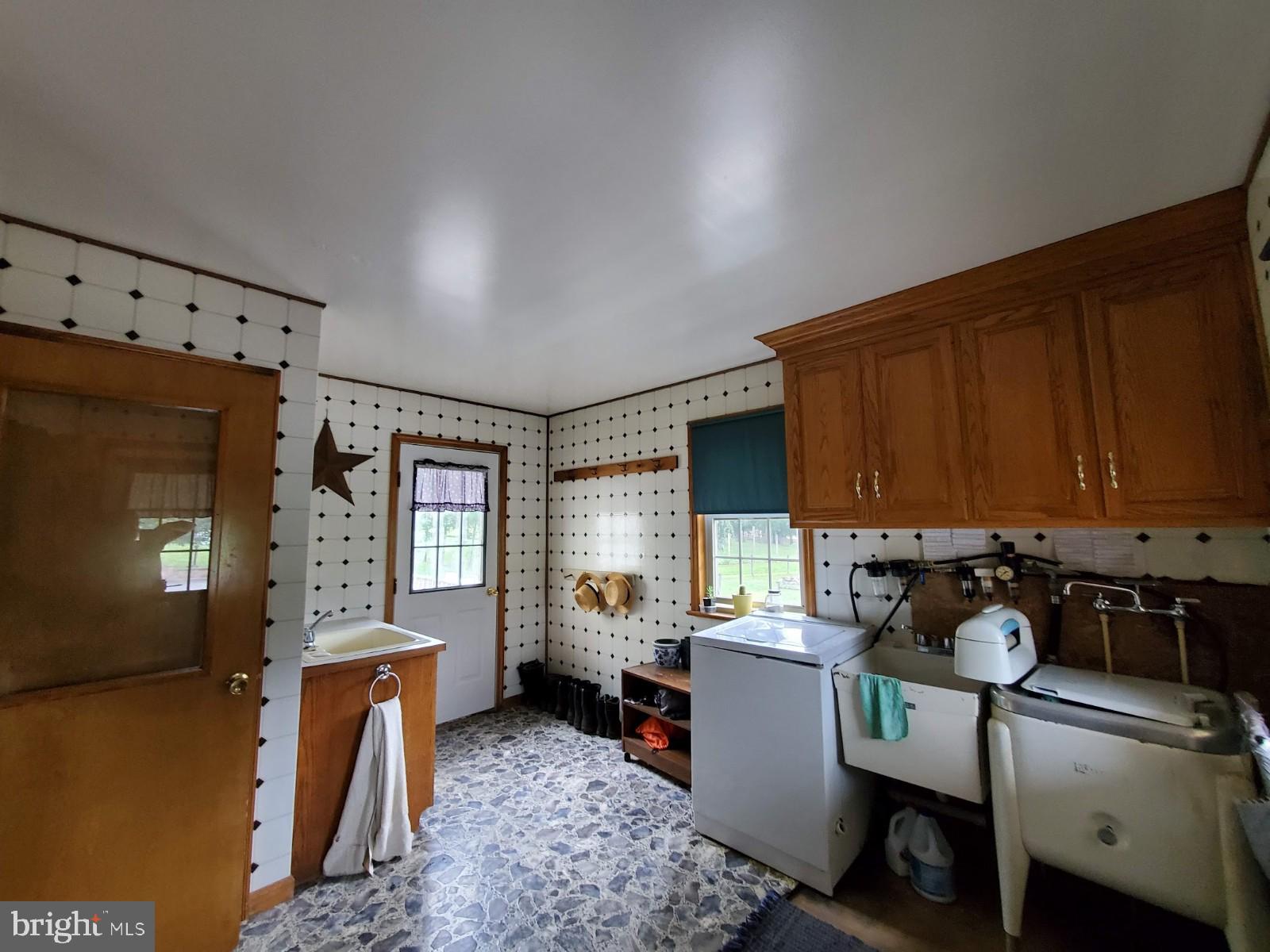1669 Mine Road Paradise, PA 17562 - Photo 24 of 68