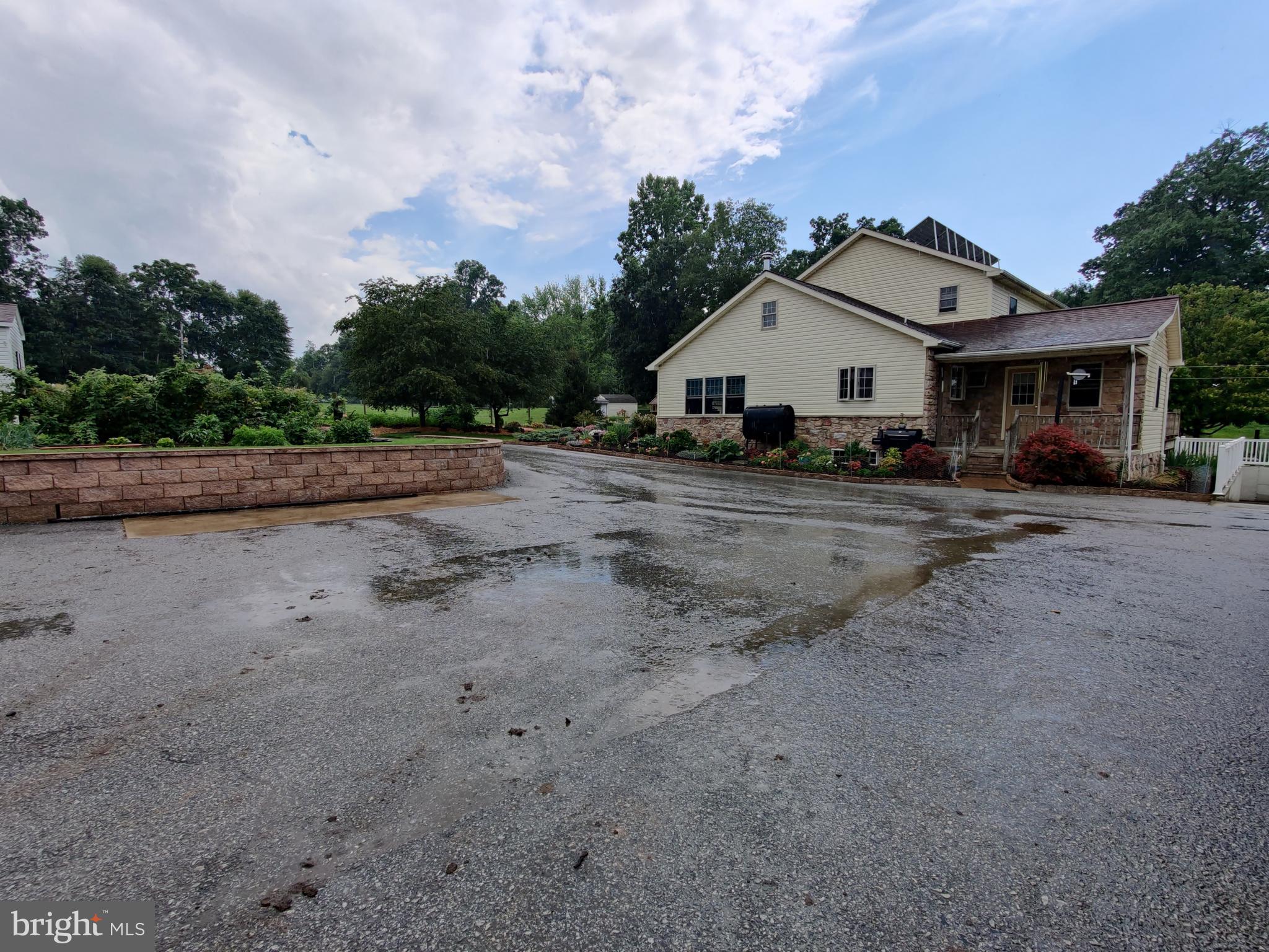 1669 Mine Road Paradise, PA 17562 - Photo 4 of 68