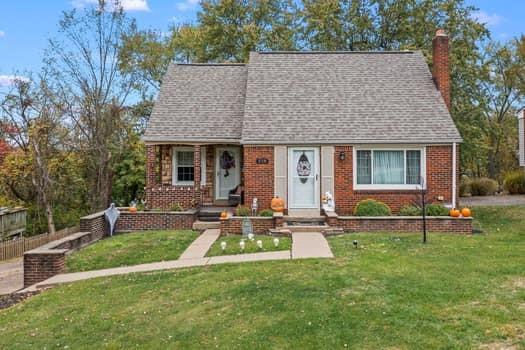 218 Parkedge Road Green Tree, PA 15220 - Photo 1 of 26 Gallery Image 1