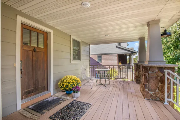 $599,900 | 921 19th Avenue North, Sartell, MN 56377