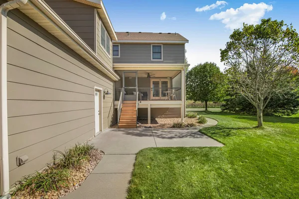 $599,900 | 921 19th Avenue North, Sartell, MN 56377