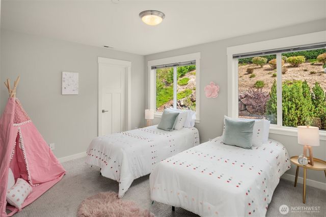 $3,450,000 | 7098 170th Avenue Southeast, Bellevue, WA 98006