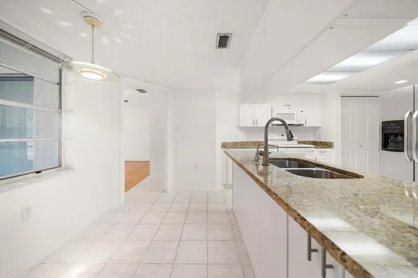 $1,995 | 3954 Sailmaker Lane, Holiday, FL 34691