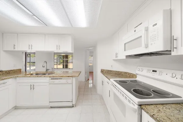 $1,995 | 3954 Sailmaker Lane, Holiday, FL 34691