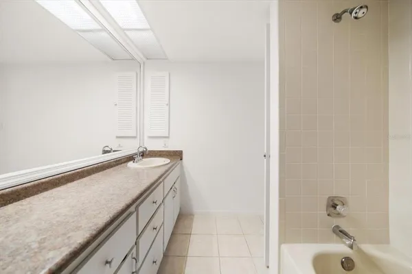 $1,995 | 3954 Sailmaker Lane, Holiday, FL 34691